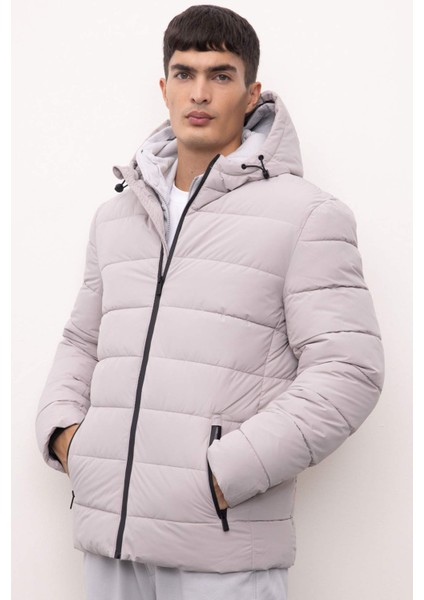 Su İtici Slim Fit Dar Kesim Astarlı Kapüşonlu Fermuarlı Cepli Dolgulu Mont R0216AZ24AU