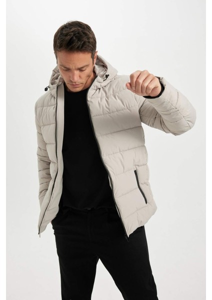 Su İtici Slim Fit Dar Kesim Astarlı Kapüşonlu Fermuarlı Cepli Dolgulu Mont R0216AZ24AU