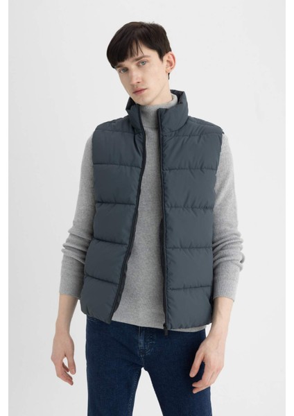 Su İtici Slim Fit Şişme Yelek Dar Kesim Dik Yaka Fermuarlı Cepli C5630AX24WN