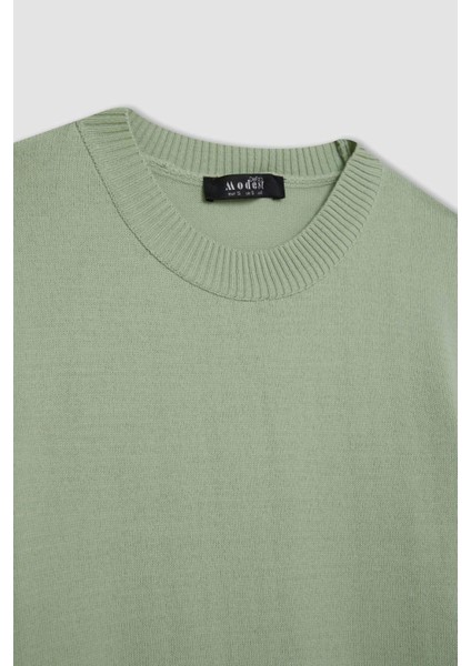 Regular Fit Bisiklet Yaka Yırtmaçlı Basic Düz Triko Kazak Tunik H3431AZ24AU