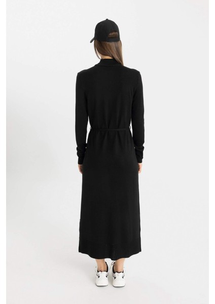 Regular Fit Yarım Balıkçı Yaka Basic Düz Yırtmaçlı Uzun Kollu Maxi Triko Elbise A9807AX24WN