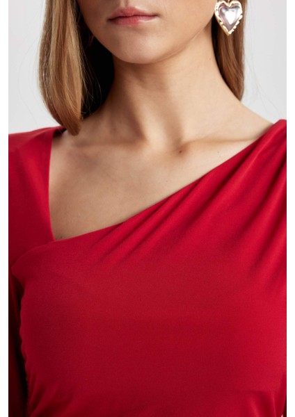 Bodycon Vücudu Saran Basic Düz Kayık Yaka Drapeli Uzun Kollu Mini Kırmızı Abiye Elbise C4365AX24SP