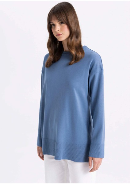 Regular Fit Bisiklet Yaka Yandan Yırtmaçlı Basic Düz Triko Kazak Tunik C5165AX24AU