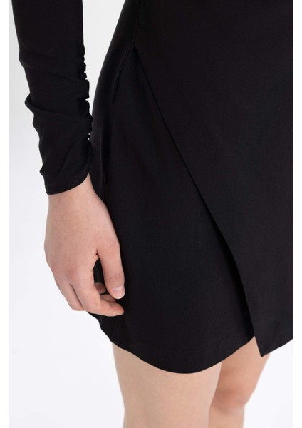 Bisiklet Yaka Uzun Kollu Mini Elbise