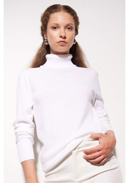 Regular Fit Yumuşak Dokulu Balıkçı Yaka Basic Düz Triko Kazak