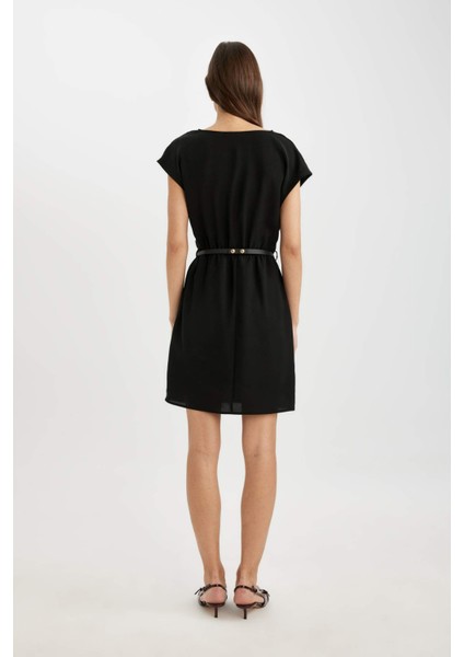 Degaje Yaka Krep Kolsuz Mini Elbise