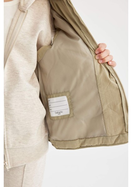 Kız Çocuk Su Geçirmez Kapüşonlu Cep Detaylı Kapitone Şişme Yelek C4974A824AU