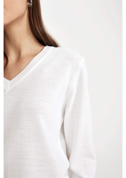 Relax Fit Yumuşak Dokulu V Yaka Basic Düz Triko Kazak C4024AX24WN