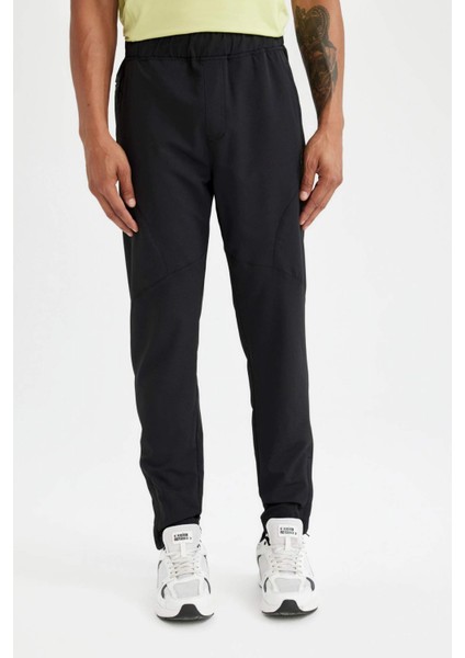 Sporcu Jogger Eşofman Altı Slim Fit Dar Kesim Dokuma Üç Cepli Fermuarlı Paça B2780AX24SM