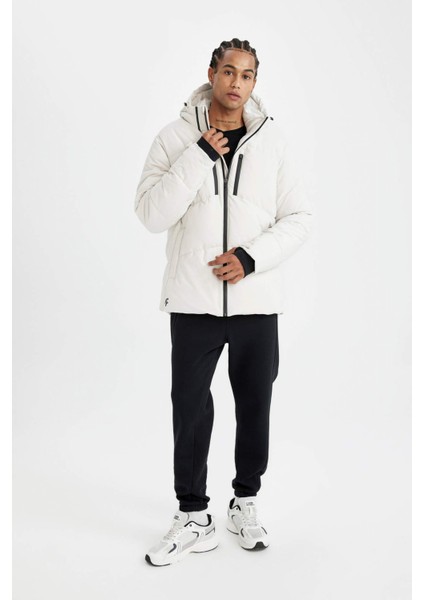 Fit Su Geçirmez Rüzgar Geçirmez Slim Fit Dar Kesim Kapüşonlu Fermuarlı Cepli Kışlık Mont A3519AX24WN