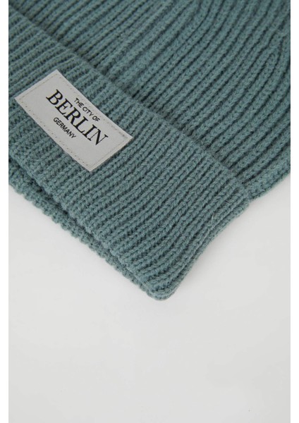 Kadın Şehir Temalı Dokuma Etiketli Bere C6950AX24WN