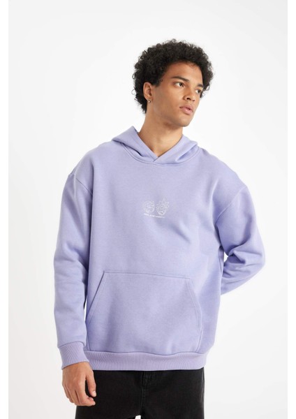 Rick and Morty Boxy Fit Kapüşonlu Sırt Baskılı Sweatshirt C6510AX24AU