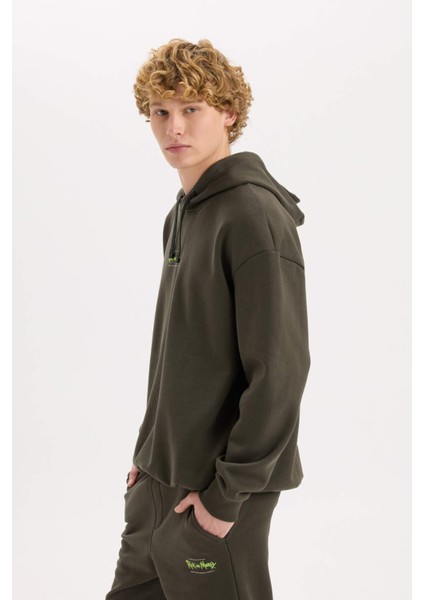 Rick and Morty Boxy Fit Kapüşonlu Sırt Baskılı Sweatshirt C6508AX24AU