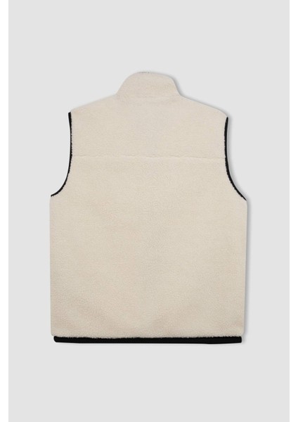 Fit Normal Kesim Dik Yaka Fermuarlı Cepli Pelüş Yelek C6045AX24AU