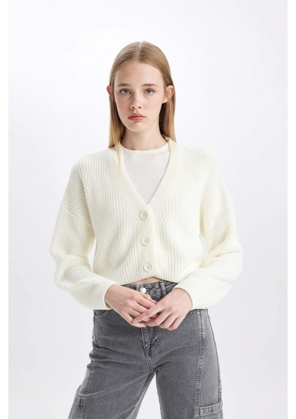 Regular Fit V Yaka Basic Düz Düğmeli Triko Hırka U2052AZ24AU