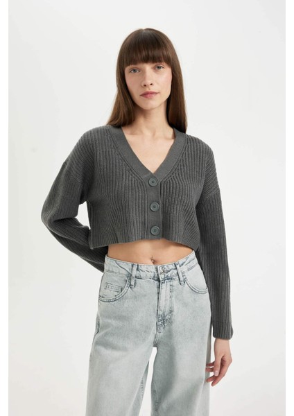 Regular Fit V Yaka Basic Düz Düğmeli Triko Hırka U2052AZ24AU