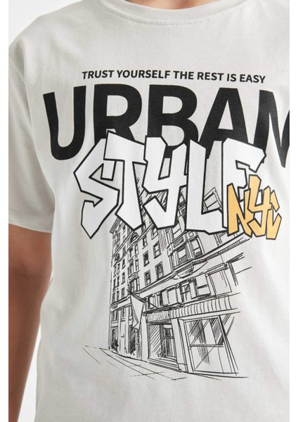 Erkek Çocuk Bisiklet Yaka Baskılı Kısa Kollu Tişört