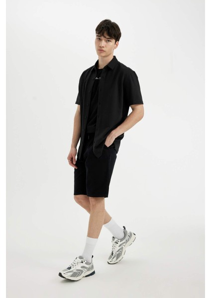 %100 Pamuk Regular Fit Düz Paça Gabardin Bermuda Şort C5397AX24SM
