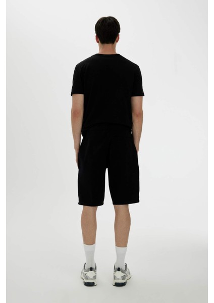 %100 Pamuk Regular Fit Düz Paça Gabardin Bermuda Şort C5397AX24SM