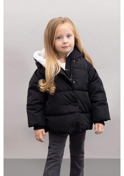 Kız Bebek Rüzgar Geçirmez Su İtici Ribana Kollu Düğmeli Kapüşonlu Suni Kürk Astarlı Çıtçıtlı Fermuarlı Şişme Mont C3502A524AU