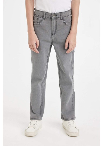 Erkek Çocuk Straight Fit Düz Paça Cepli Gri Basic Düz Jean Pantolon C3697A824WN