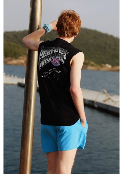 %100 Pamuk Boxy Fit Bisiklet Yaka Sırt Baskılı Atlet C5048AX24HS