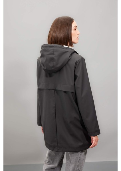 Su Geçirmez Uzun Yağmurluk Polar Astarlı Kapüşonlu Fermuarlı Çıtçıtlı Cepli Mevsimlik Suni Deri A0982AX24WN