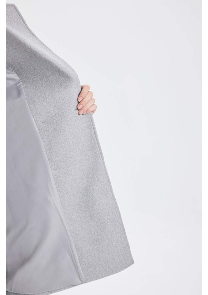 Rüzgar Geçirmez Uzun Kaşe Kaban Oversize Geniş Kalıp Kruvaze Yaka Düğmeli A0922AX24WN