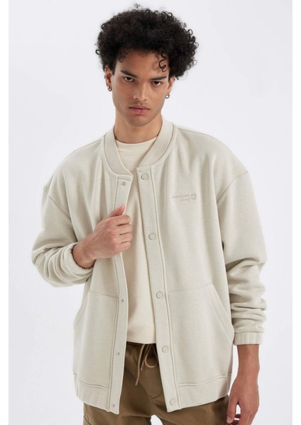 Oversize Geniş Kalıp Kolej Yaka Çıtçıtlı Cepli İçi Yumuşak Tüylü Bomber Hırka