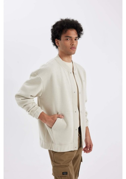 Oversize Geniş Kalıp Kolej Yaka Çıtçıtlı Cepli İçi Yumuşak Tüylü Bomber Hırka