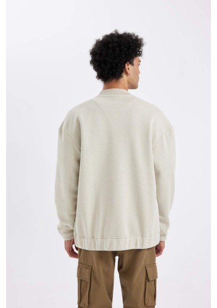 Oversize Geniş Kalıp Kolej Yaka Çıtçıtlı Cepli İçi Yumuşak Tüylü Bomber Hırka