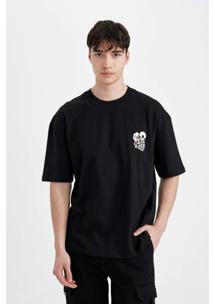 %100 Pamuk Oversize Geniş Kalıp Bisiklet Yaka Sırt Baskılı Kısa Kollu Tişört