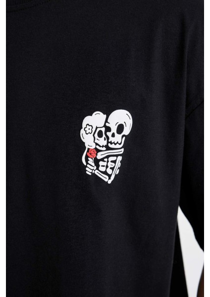 %100 Pamuk Oversize Geniş Kalıp Bisiklet Yaka Sırt Baskılı Kısa Kollu Tişört