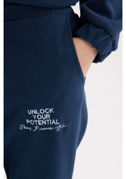 Standart Fit Eşofman Altı Uzun Boy Beli Lastikli Paçası Ayarlanabilir Lastikli Bağcıklı Cepli Baskılı Polar Kumaş Y2650AZ24WN