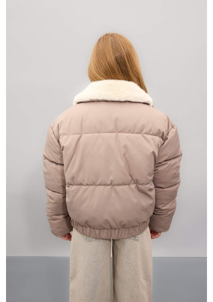 Kız Çocuk Suni Kürklü Yaka Rüzgar Geçirmez Fermuarlı Şişme Mont C5388A824WN