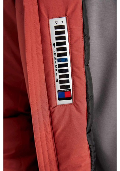 Fit Su Geçirmez Termometreli Slim Fit Dar Kesim Polar Kapüşonlu Fermuarlı Kışlık Mont A2125AX24WN