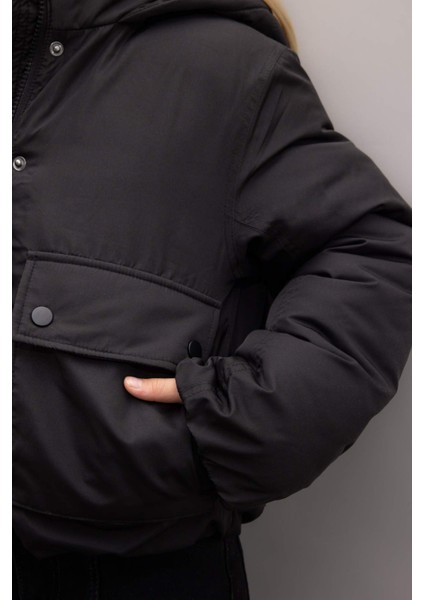 Kız Çocuk Su Geçirmez Kapüşonlu Şişme Mont Çıtçıtlı Cepli C5489A824WN