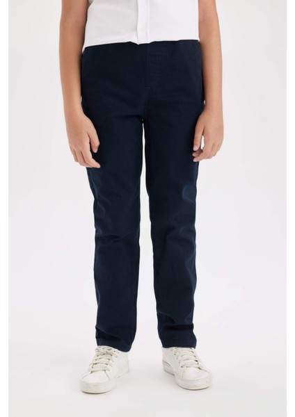 Erkek Çocuk Düz Paça Beli Lastikli Cepli Lacivert Basic Düz Gabardin Okul Pantolonu T8850A624AU