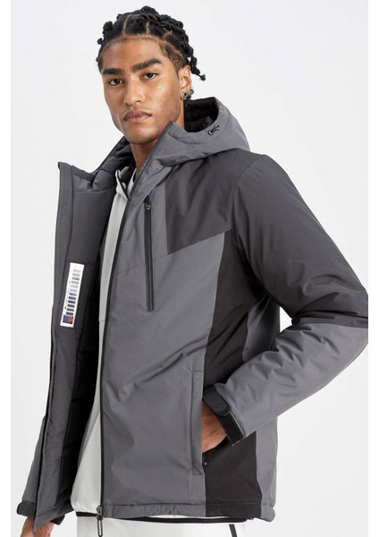 Fit Termometreli Su İtici Rüzgar Geçirmez Slim Fit Dar Kesim Kapüşonlu Fermuarlı Mont A2756AX24WN