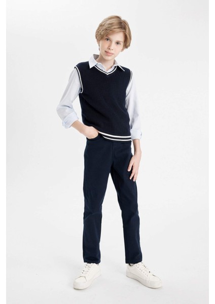 Erkek Çocuk Düz Paça Cepli Lacivert Basic Düz Gabardin Okul Pantolonu U3254A624AU