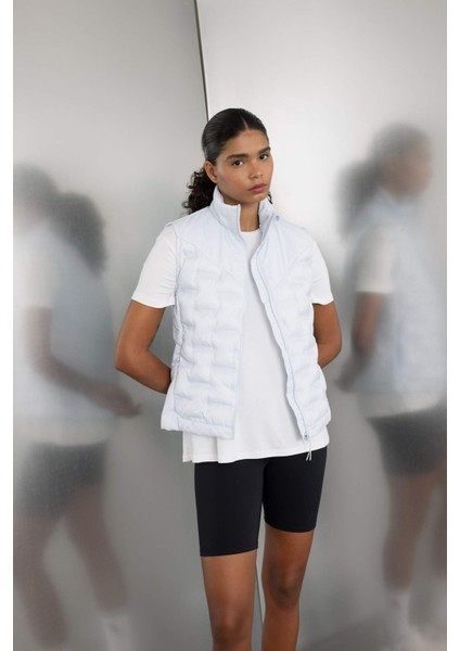 Fit Su İtici Kapitone Astarlı Fermuarlı Cepli Sporcu Yelek C5749AX24AU