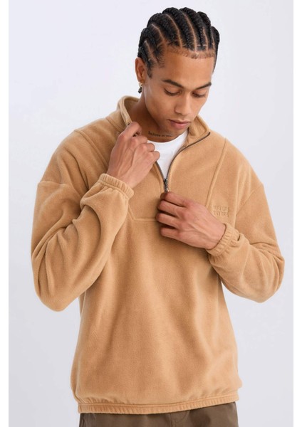 Comfort Regular Fit Rahat Kalıp Dik Yaka Baskılı Polar Sweatshirt C7793AX24AU