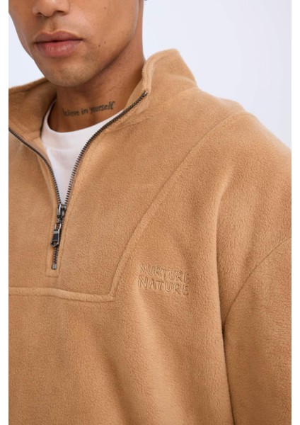 Comfort Regular Fit Rahat Kalıp Dik Yaka Baskılı Polar Sweatshirt C7793AX24AU