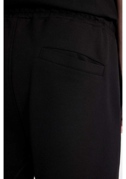 Slim Fit Dar Kesim Dar Paça Şort A3893AX24HS