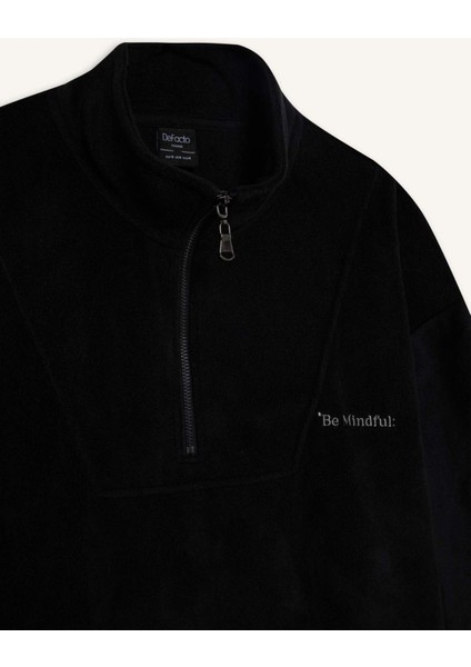 Comfort Regular Fit Rahat Kalıp Fermuarlı Dik Yaka Baskılı Polar Sweatshirt C7794AX24AU