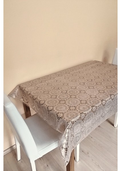 Dantel Görünümlü Üstü Şeffaf Kaplı Muşamba Masa Örtüsü -Bakır Renk-Farklı Ölçülerde-Hlk