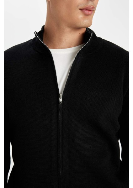 Standart Fit Normal Kesim Dik Yaka Fermuarlı Triko Hırka C8158AX24AU