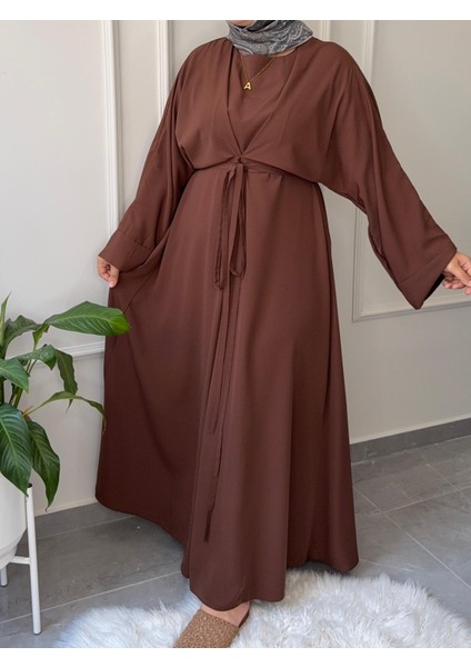 Medine Ipeği Bel Bağlamalı Tesettür Model Büyük Beden Uyumlu Abaya Kollu Fadime Model Elbise