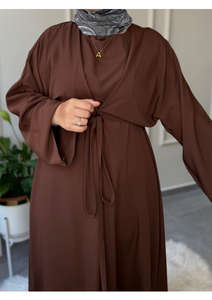 Medine Ipeği Bel Bağlamalı Tesettür Model Büyük Beden Uyumlu Abaya Kollu Fadime Model Elbise fırsatları