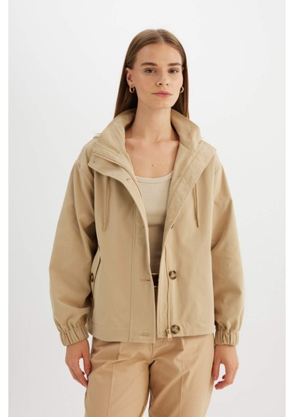 Su Geçirmez Mevsimlik Hafif MontOversize Geniş Kalıp Kapüşonlu Fermuar Düğmeli Cepli A8578AX24AU